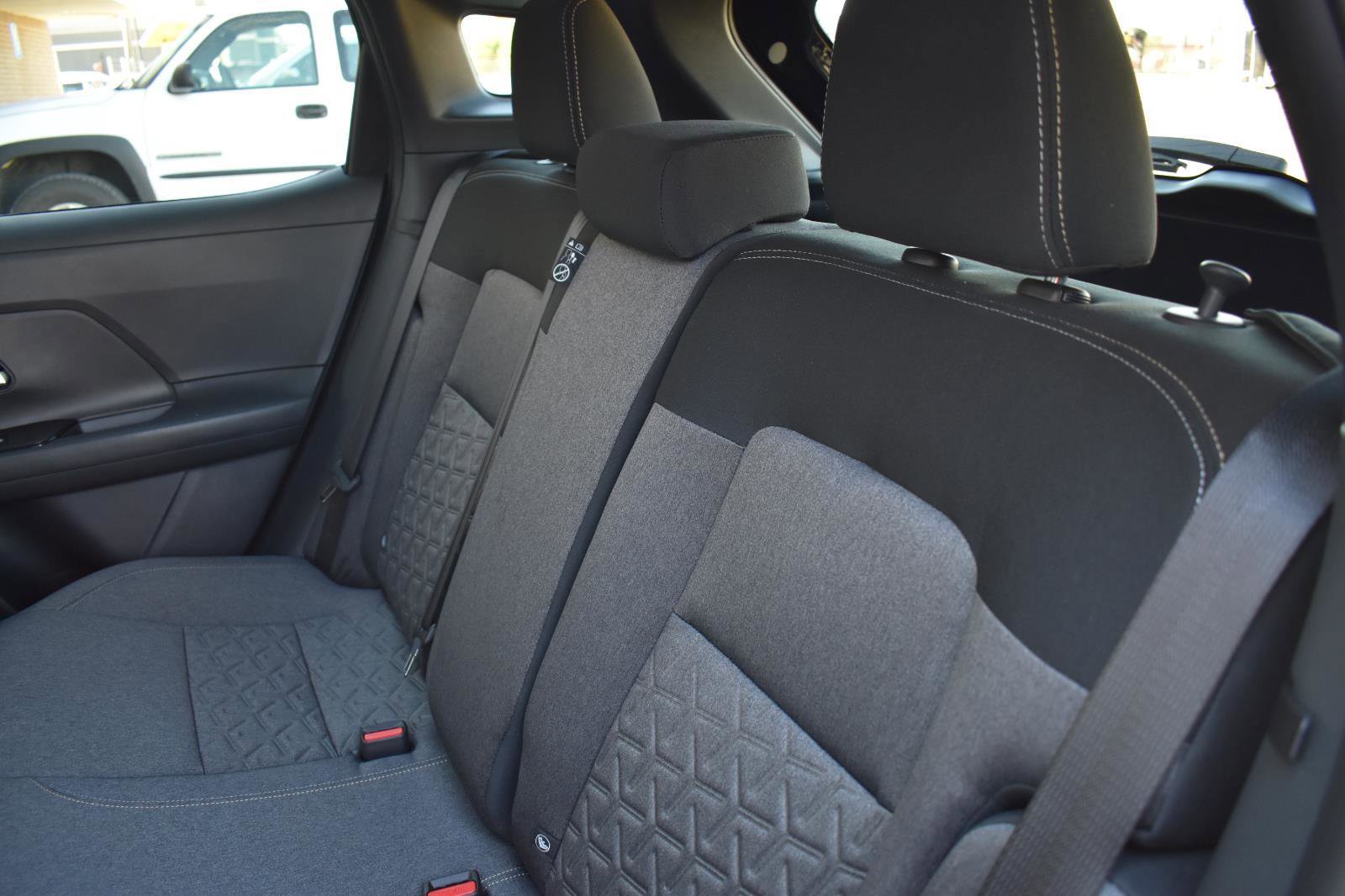 Certified 2025 Nissan Kicks SV image 29