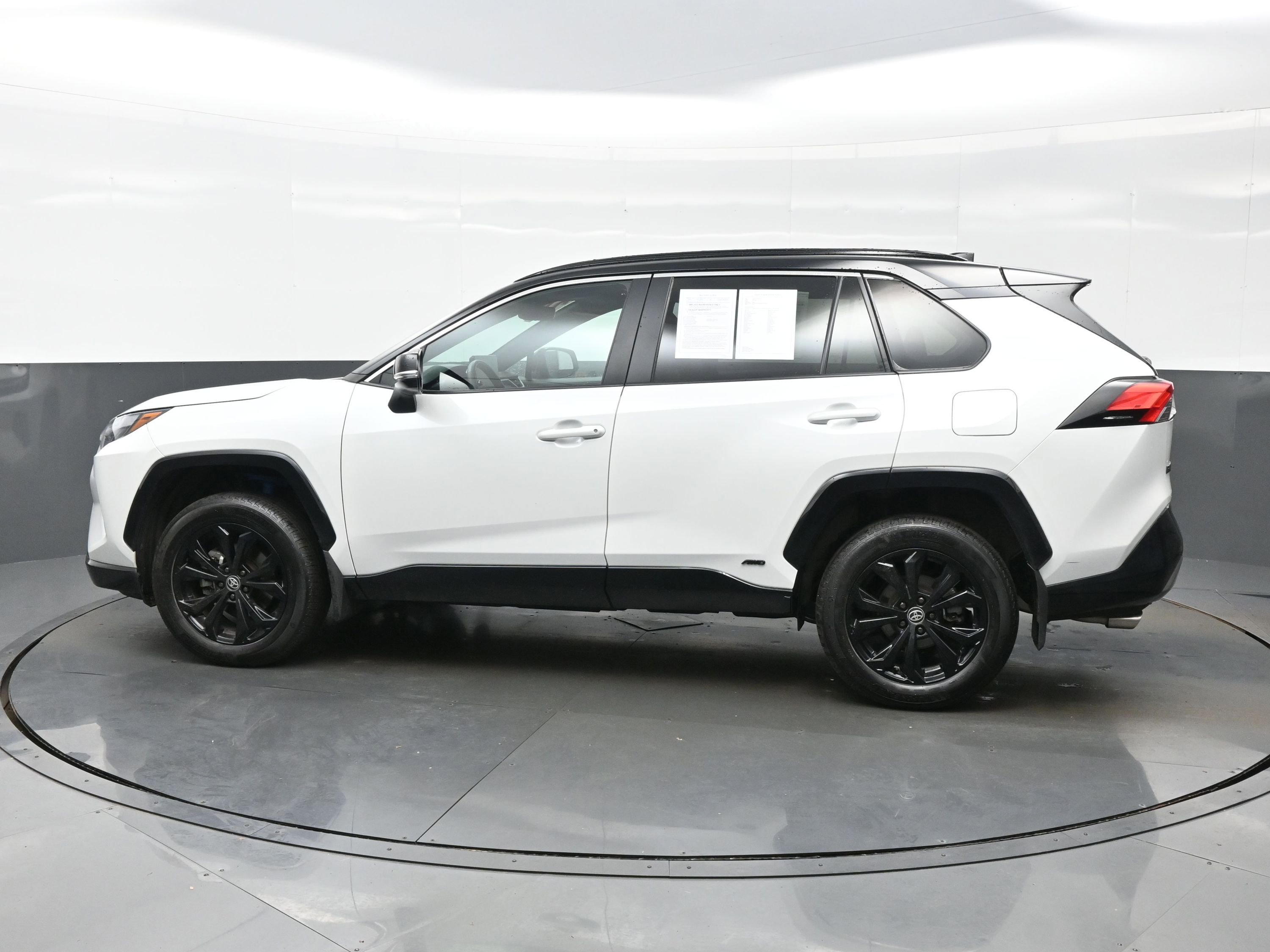 Used 2024 Toyota RAV4 XSE w/ Weather Package image 3