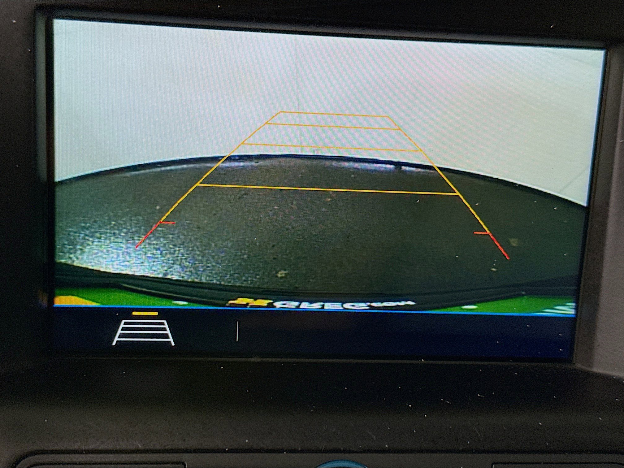 Used 2018 GMC Terrain SLE image 19