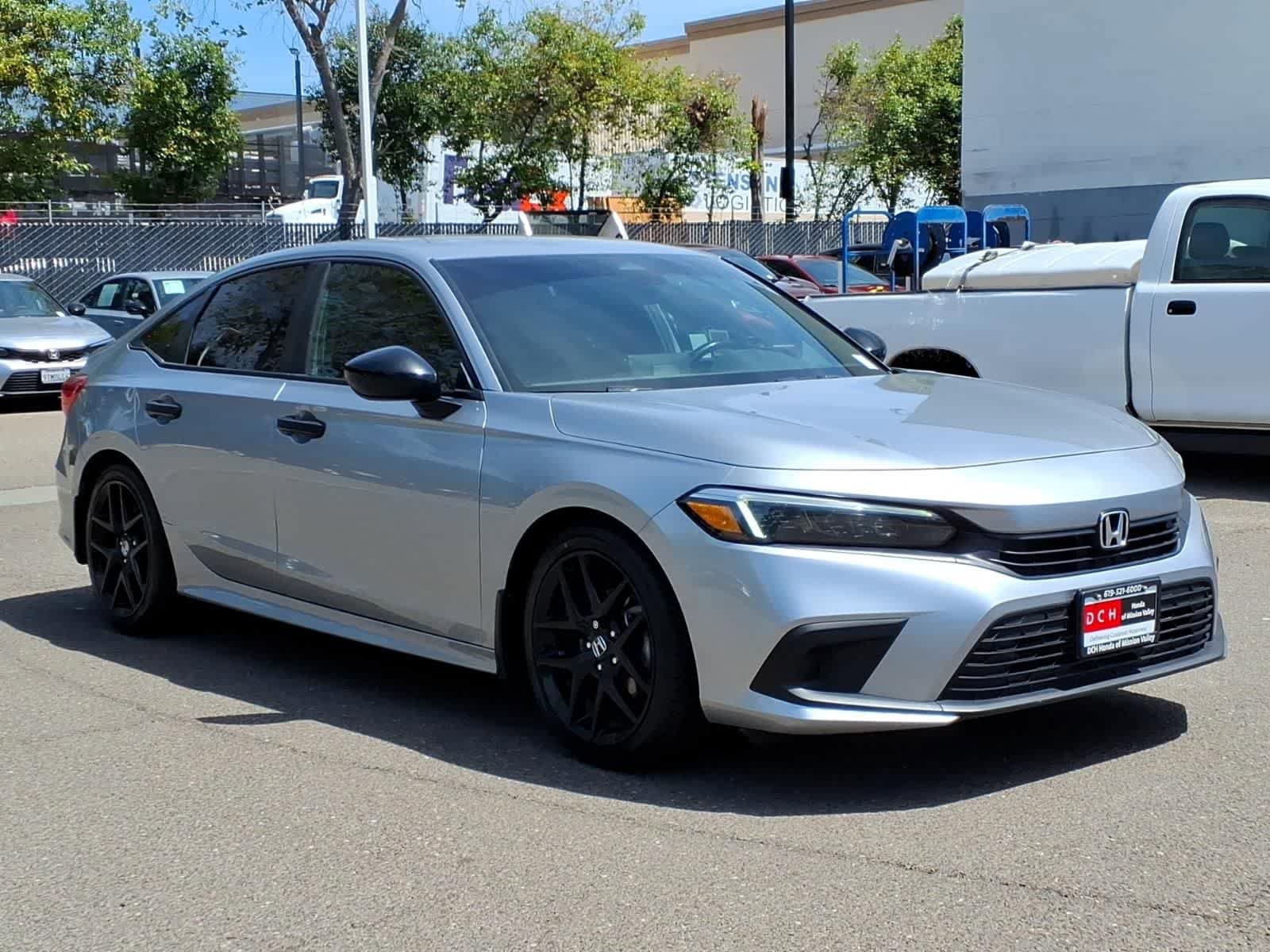 Used 2024 Honda Civic Sport image 3