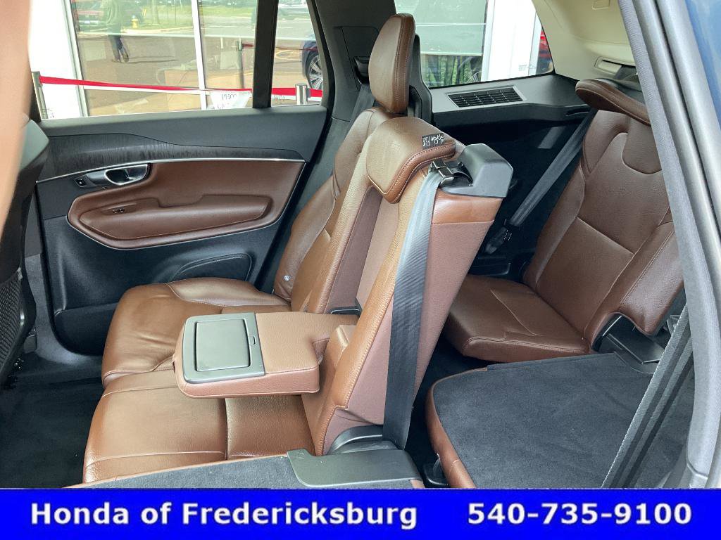 Used 2020 Volvo XC90 T6 Momentum w/ Protection Package Premier AWD/4WD image 26