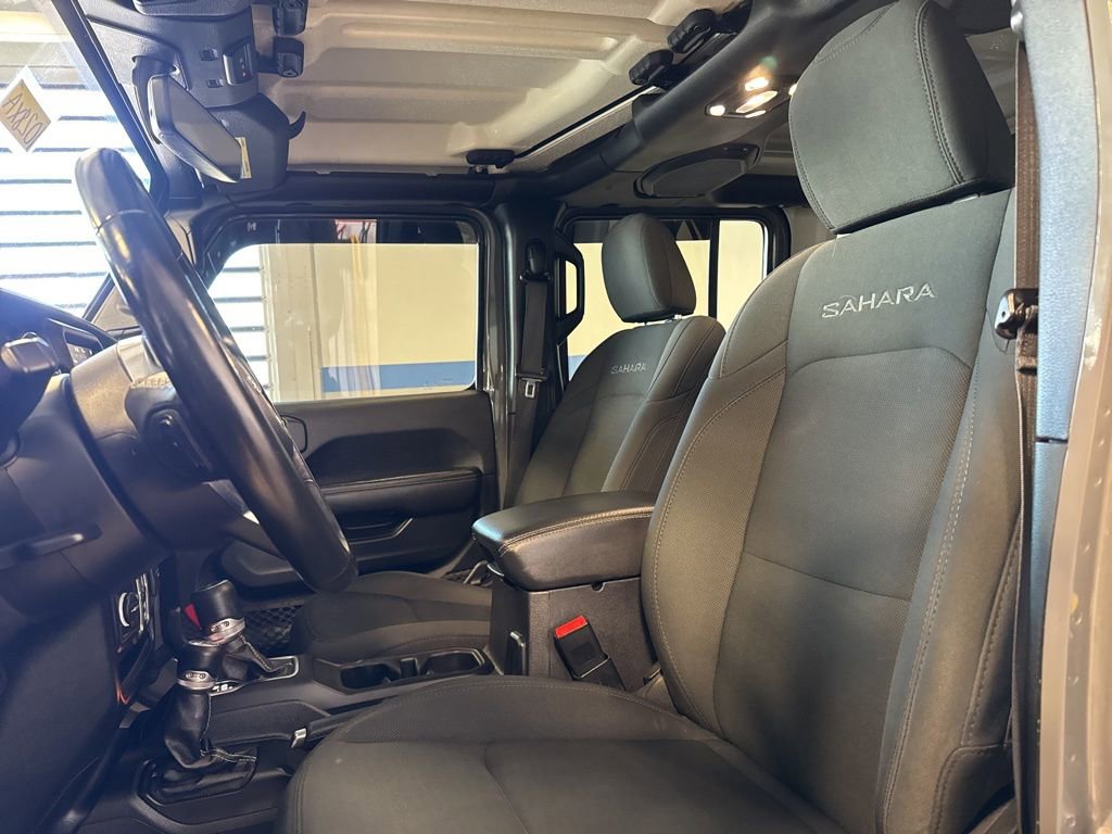 Used 2021 Jeep Wrangler Unlimited Sahara w/ Uconnect 4C Nav & Sound Group image 21