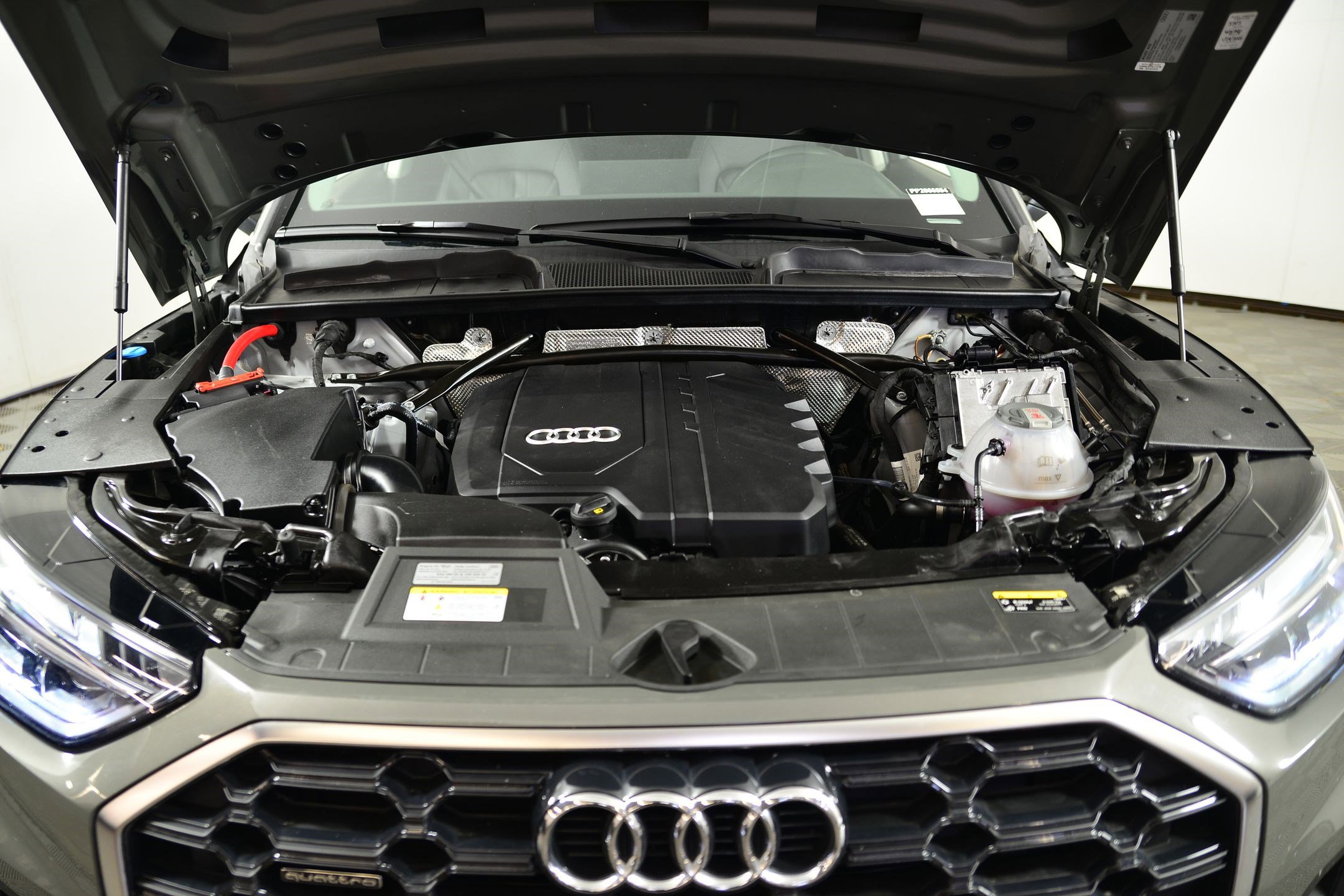 Certified 2023 Audi Q5 2.0T Premium w/ Convenience Package image 15