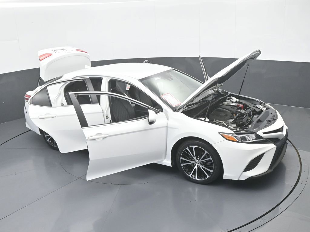 Used 2020 Toyota Camry SE image 63