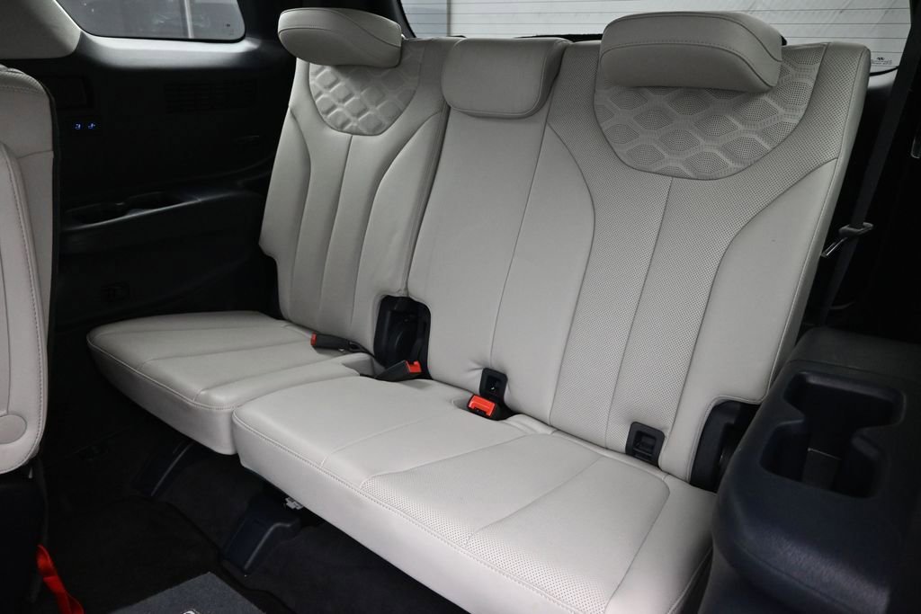 Used 2022 Hyundai Palisade Calligraphy w/ Cargo Package FWD image 21