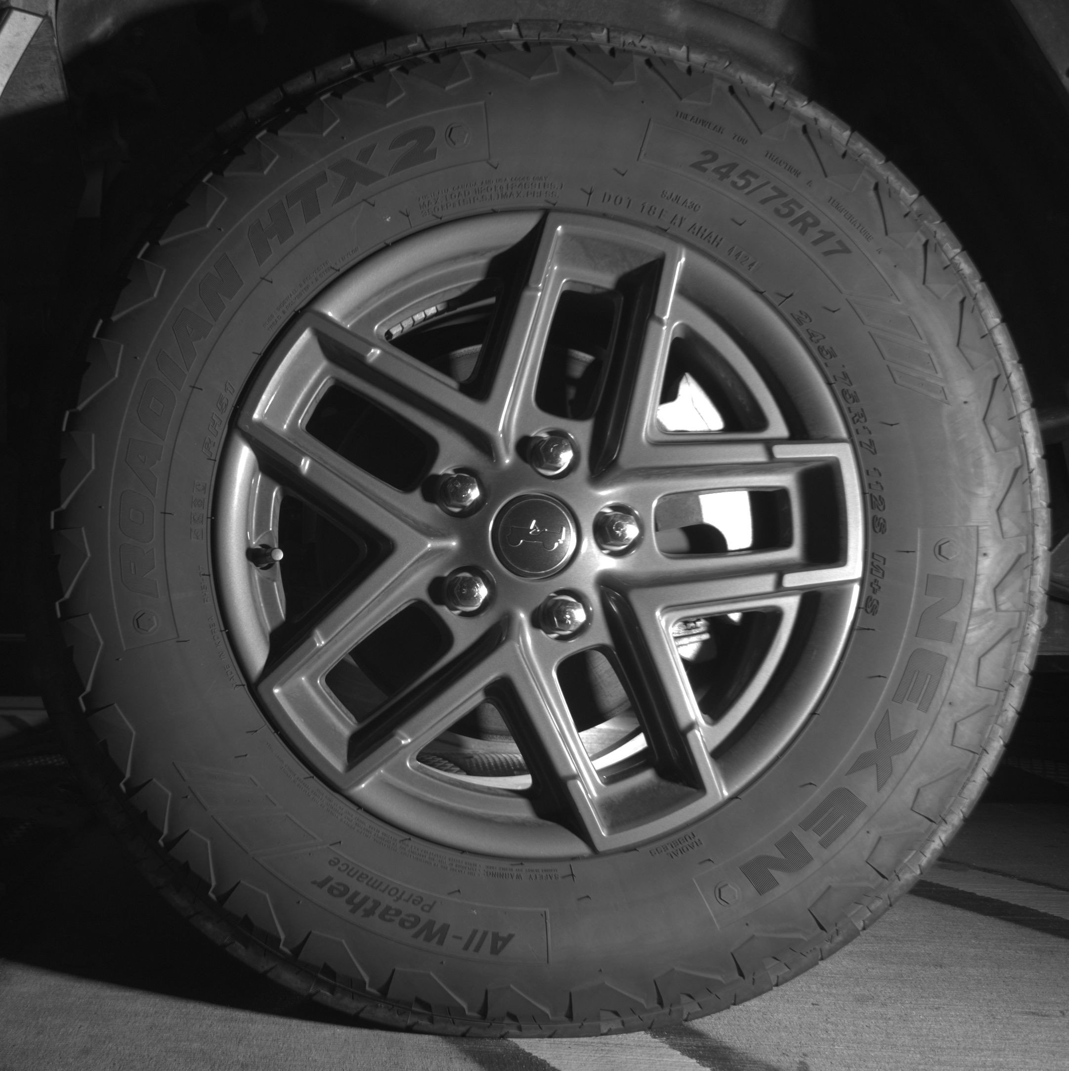 Used 2025 Jeep Wrangler Sport S image 12