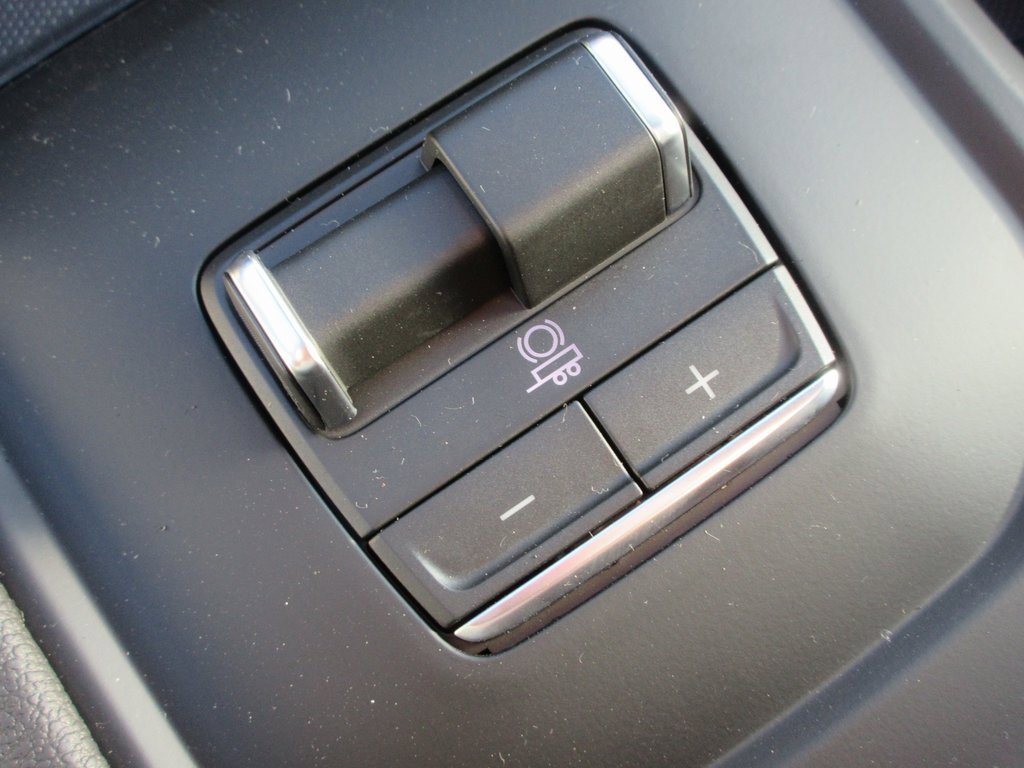 New 2026 GMC Sierra 3500 AT4 w/ AT4 Premium Plus Package image 21