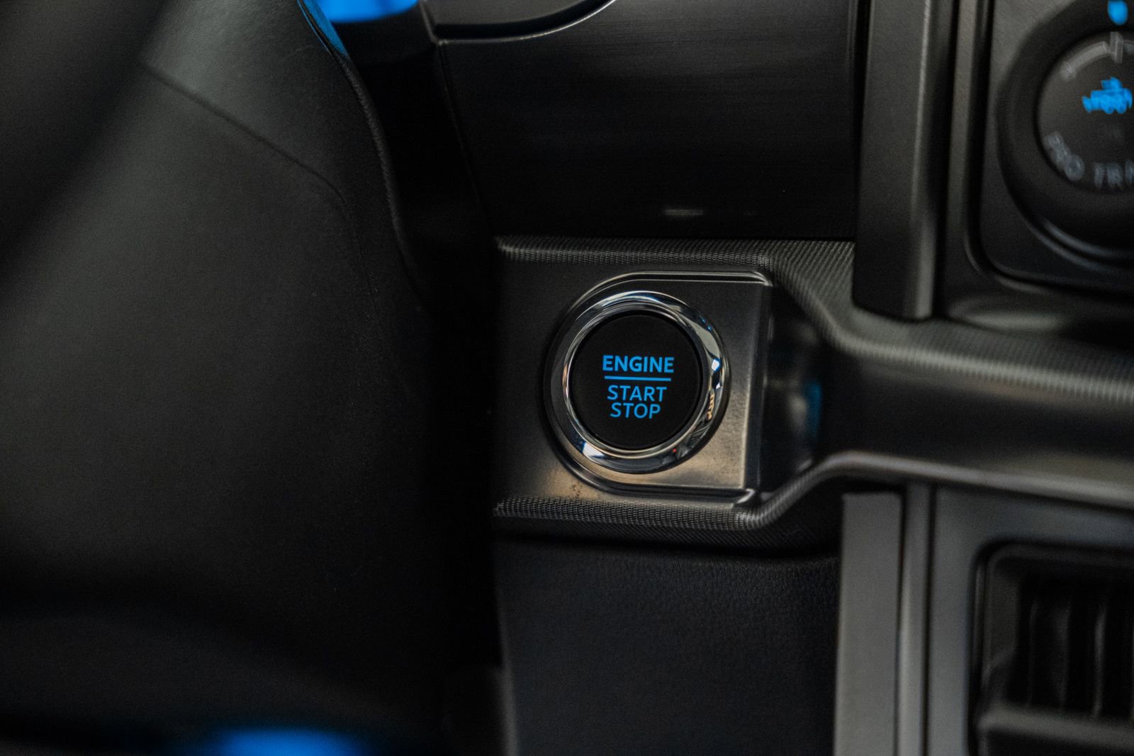 Certified 2024 Ford F150 Lariat image 30