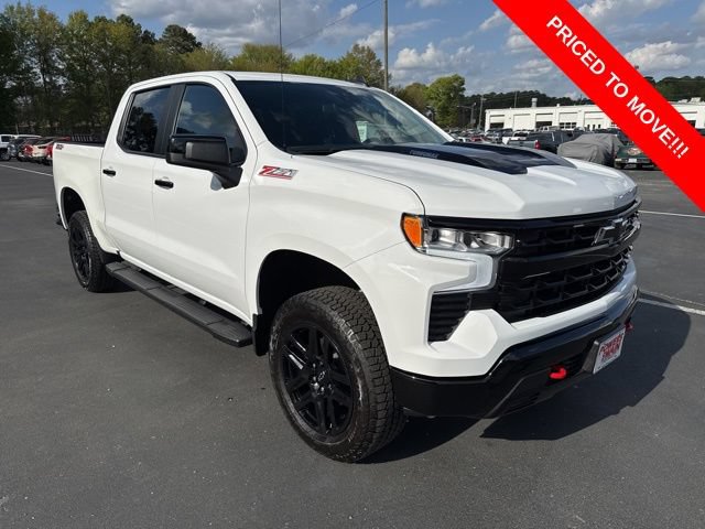 Used 2025 Chevrolet Silverado 1500 LT Trail Boss w/ Protection Package AWD/4WD image 7