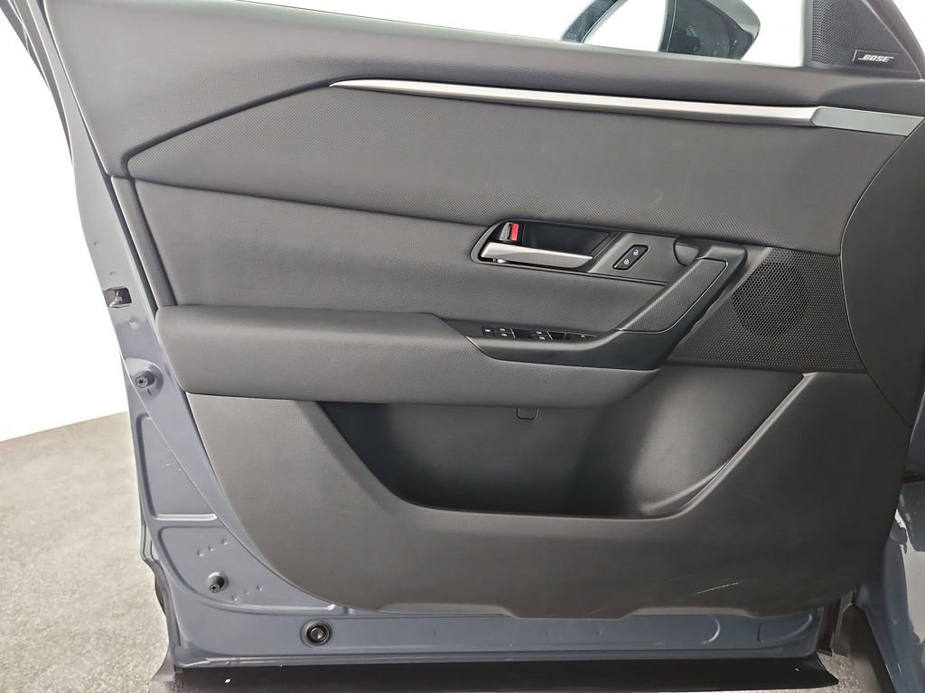 Used 2025 MAZDA CX-50 AWD 2.5 S w/ Premium Package image 28