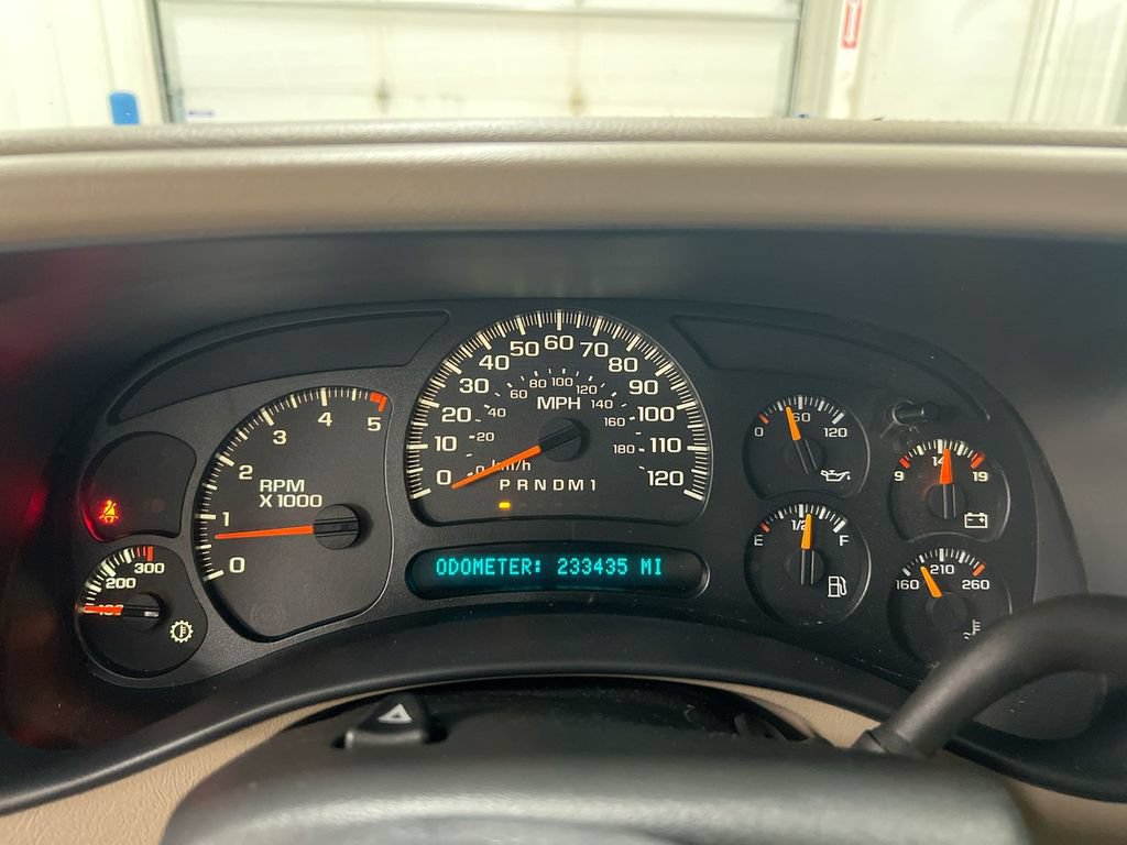 Used 2006 Chevrolet Silverado 2500 LT w/ Heavy-Duty Power Package RWD image 12