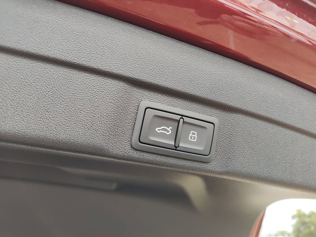 Used 2025 Audi A5 2.0T Premium Plus image 10