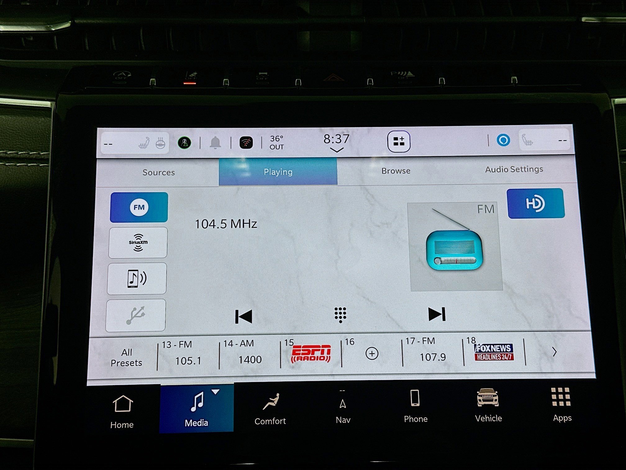 Used 2023 Jeep Grand Cherokee L Limited image 21