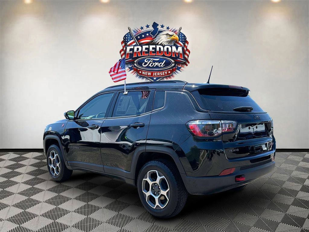 Used 2022 Jeep Compass Trailhawk w/ Trailhawk Convenience Group AWD/4WD image 5