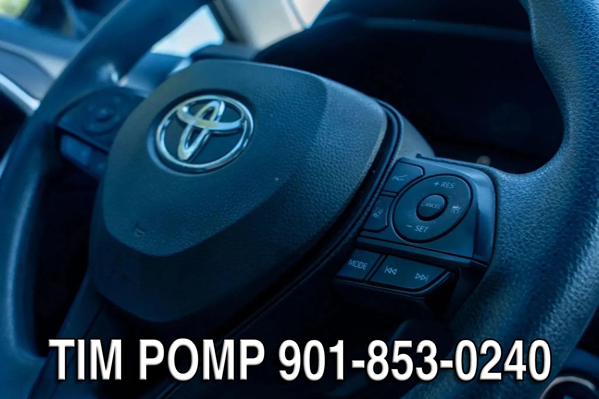 Used 2025 Toyota RAV4 XLE w/ Convenience Package FWD image 23