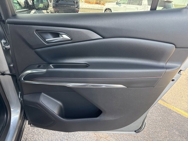 Used 2025 Chevrolet Traverse Z71 w/ Driver Confidence Package image 14