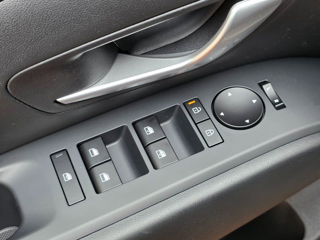 New 2026 Hyundai Tucson SEL image 24