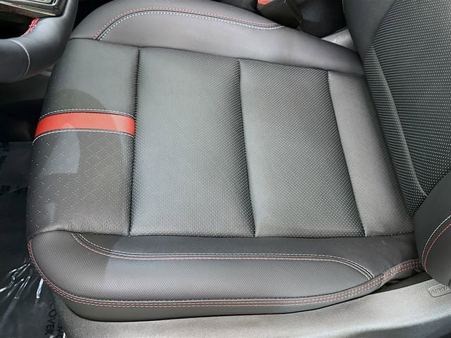 Used 2024 Chevrolet Traverse RS image 21