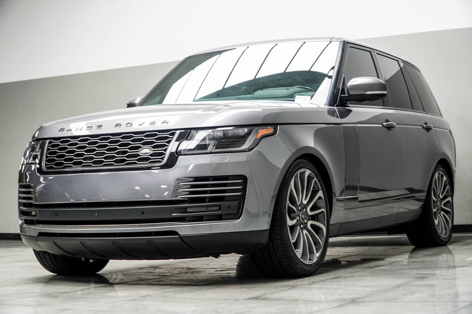 Used 2021 Land Rover Range Rover P525 Westminster Edition AWD/4WD image 8