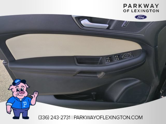 Used 2016 Ford Edge SE FWD image 12