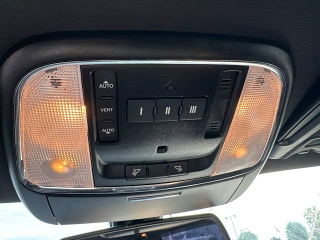 Used 2019 Dodge Charger Scat Pack w/ Plus Group RWD image 22