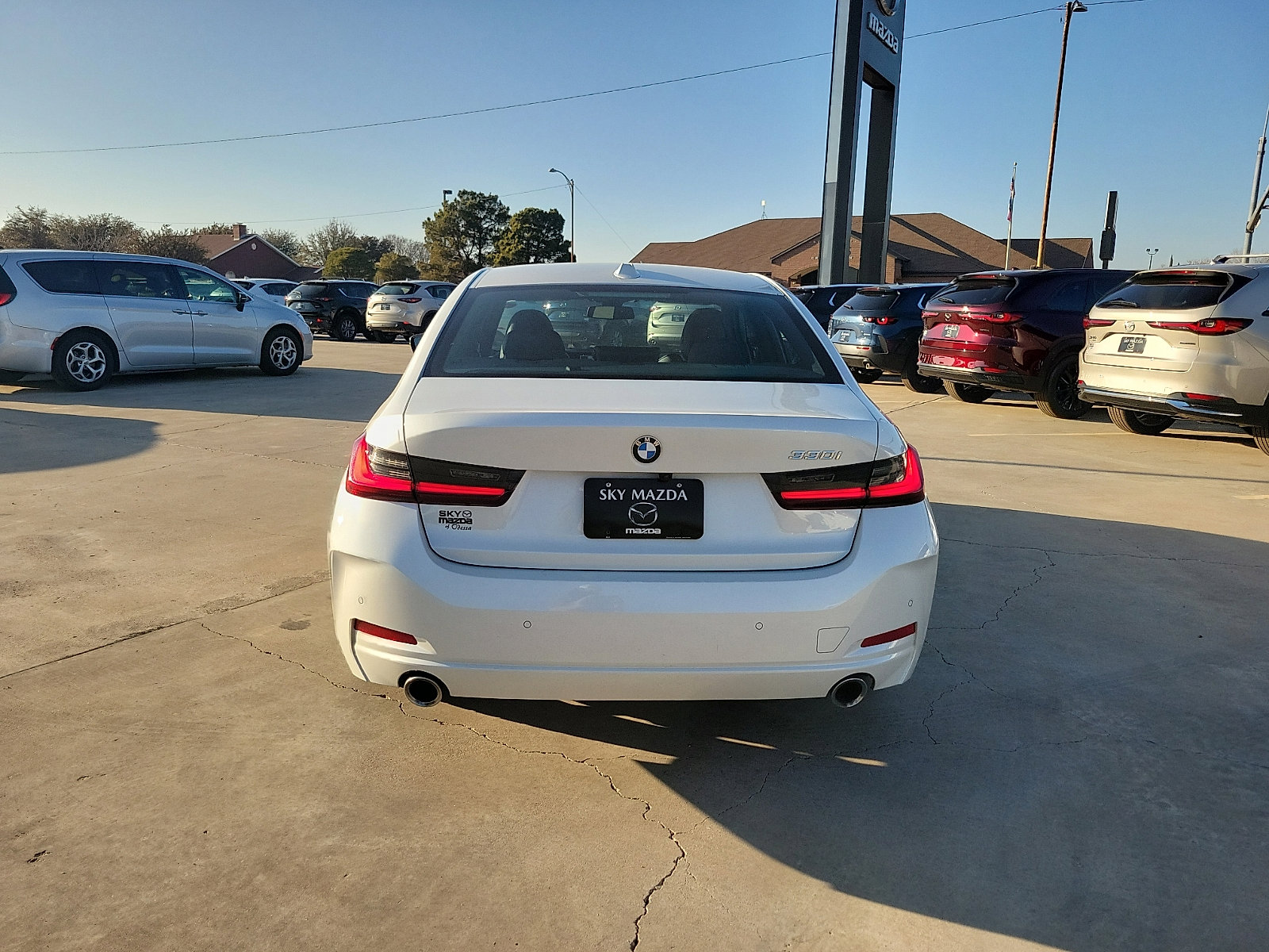 Used 2024 BMW 330i Sedan image 6