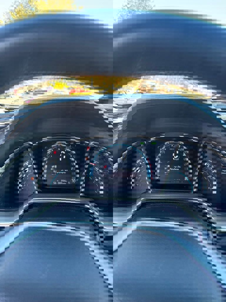 Used 2020 Honda Civic Touring image 9