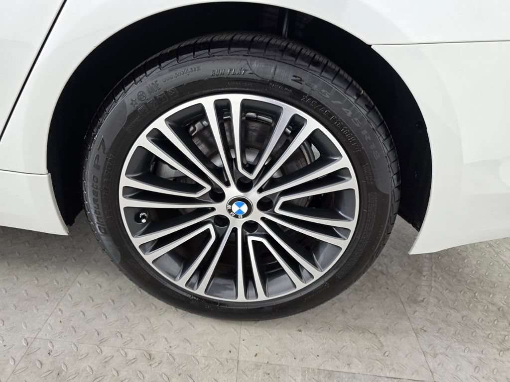 Used 2020 BMW 530i xDrive w/ Premium Package AWD/4WD image 17