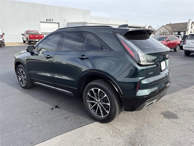 Used 2024 Cadillac XT4 Sport image 2