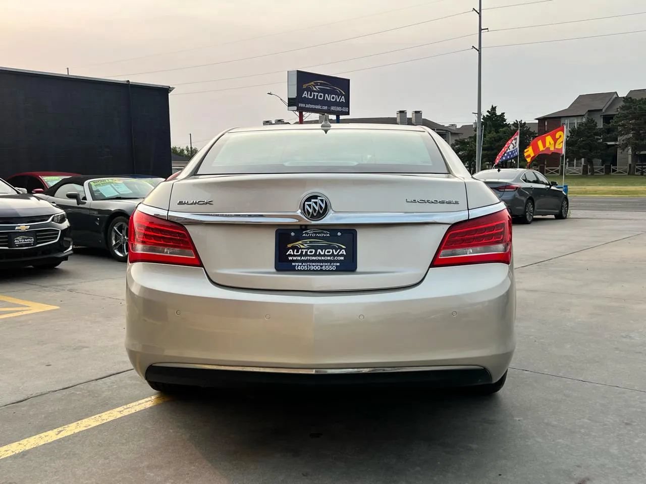 Used 2014 Buick LaCrosse Leather w/ Driver Confidence Package FWD image 5