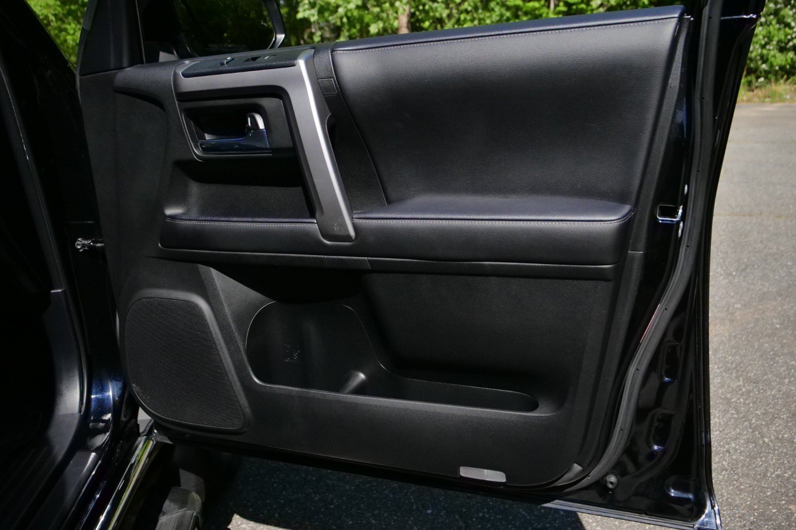 Used 2023 Toyota 4Runner Limited AWD/4WD image 38