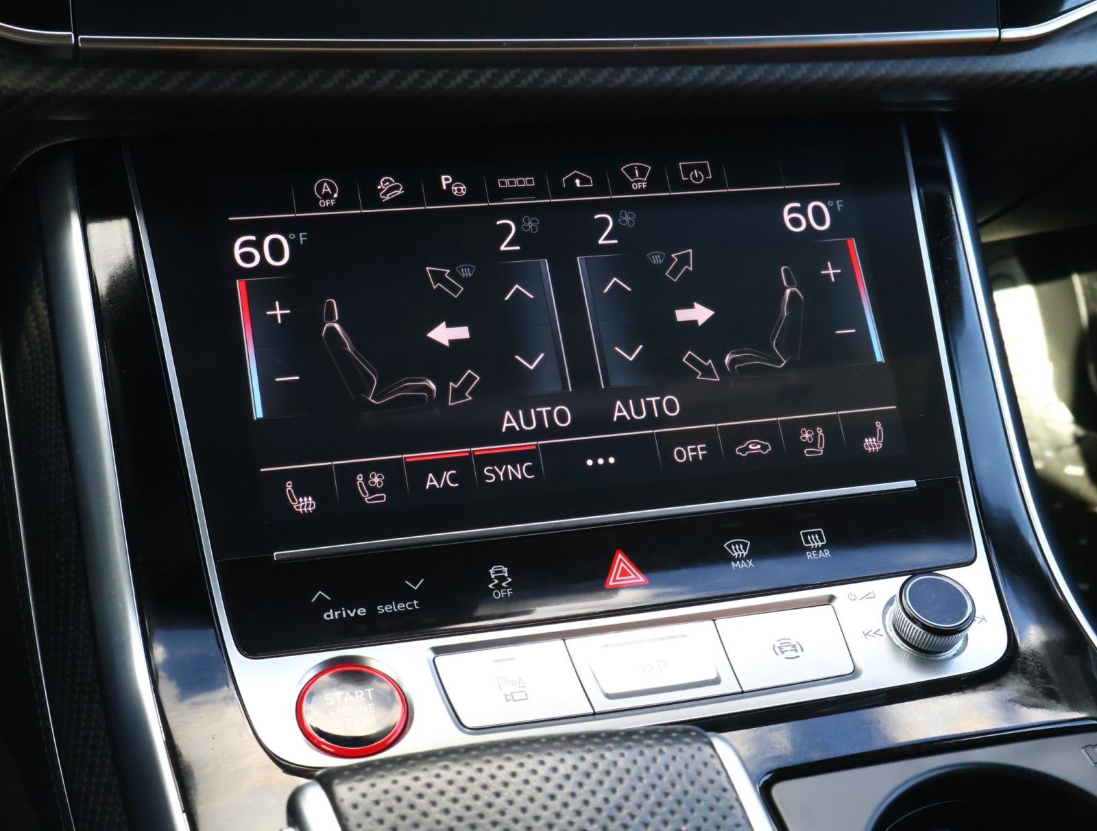 Used 2024 Audi RS Q8 w/ Black Optic Package image 28