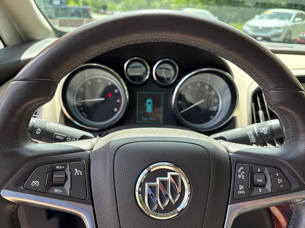 Used 2013 Buick Verano Leather FWD image 20