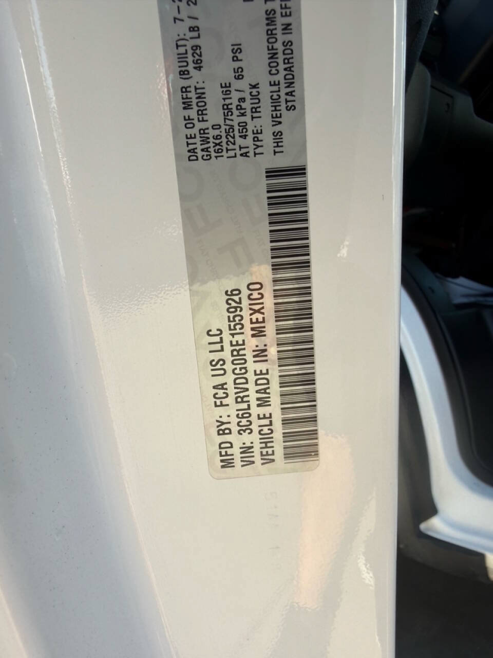 Used 2024 RAM ProMaster 2500 w/ Convenience Group FWD image 18
