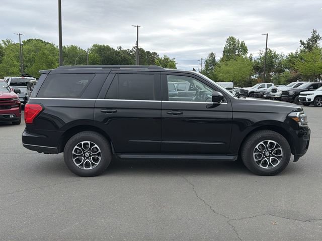 Used 2024 Ford Expedition XLT RWD image 5