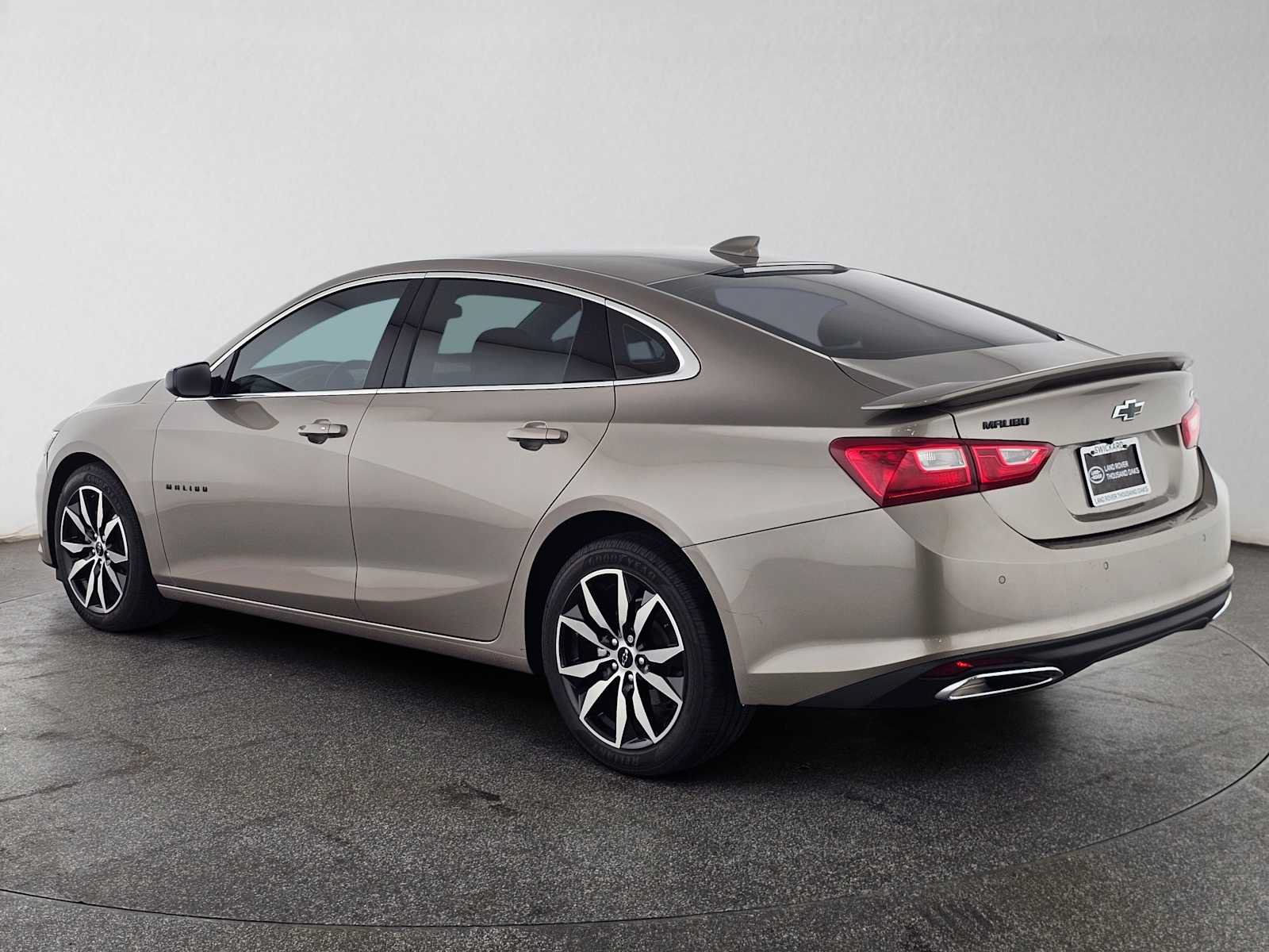 Used 2025 Chevrolet Malibu RS FWD image 6