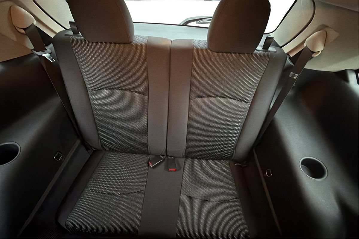 Used 2016 Dodge Journey SE w/ Flexible Seating Group FWD image 34