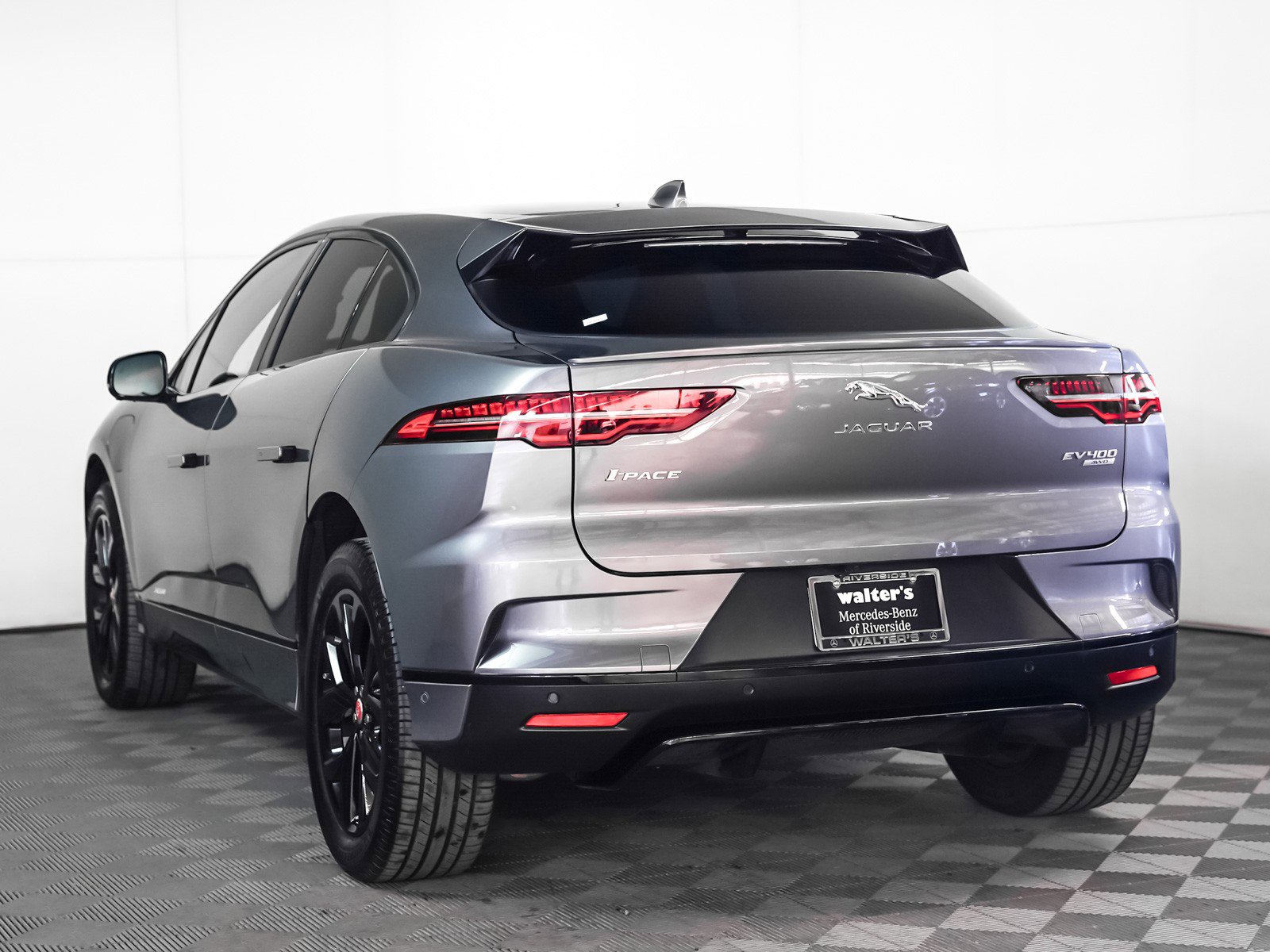 Used 2020 Jaguar I-PACE HSE image 2