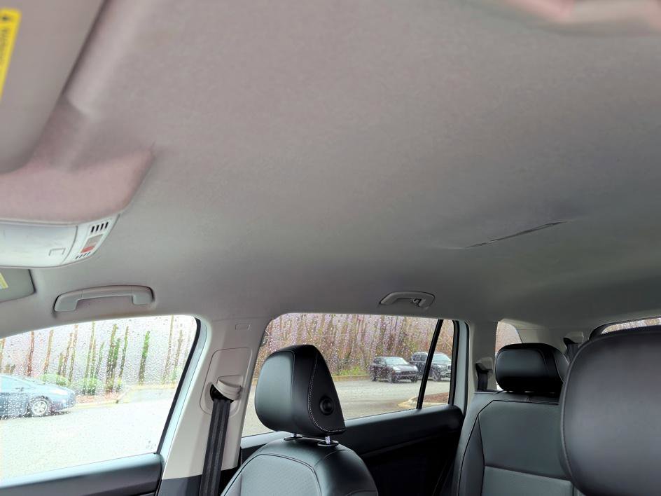 Used 2018 Volkswagen Tiguan SE image 27