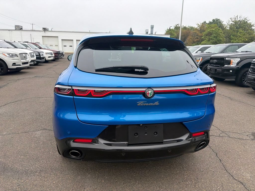 Used 2024 Alfa Romeo Tonale Ti AWD/4WD image 4