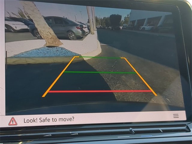 Certified 2024 Volkswagen Atlas SE image 23