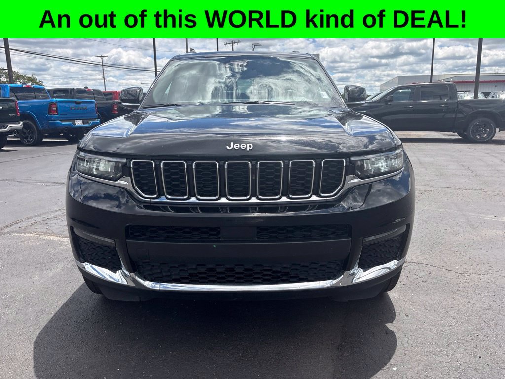 Used 2023 Jeep Grand Cherokee L Limited AWD/4WD image 8