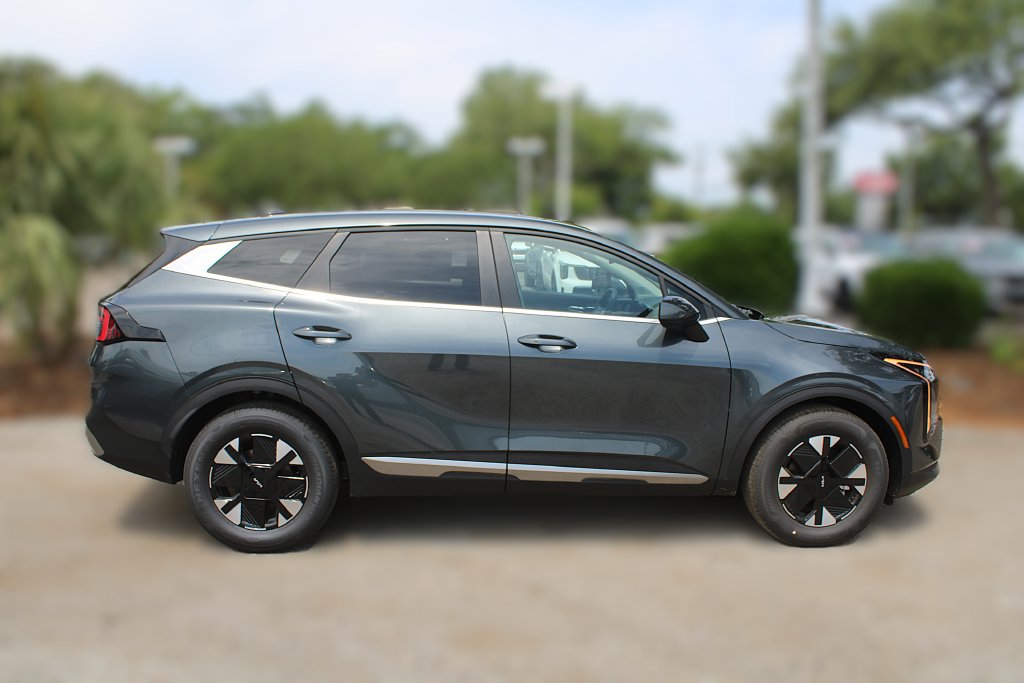New 2027 Kia Sportage LX FWD image 5