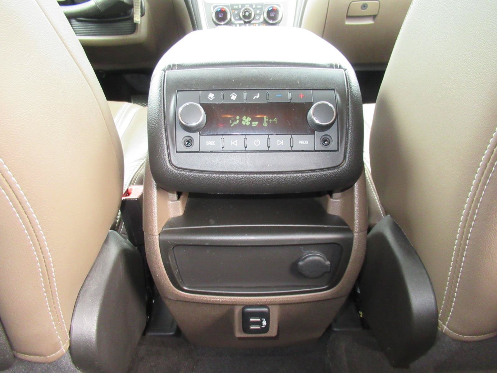 Used 2017 GMC Acadia Limited SLT FWD image 33