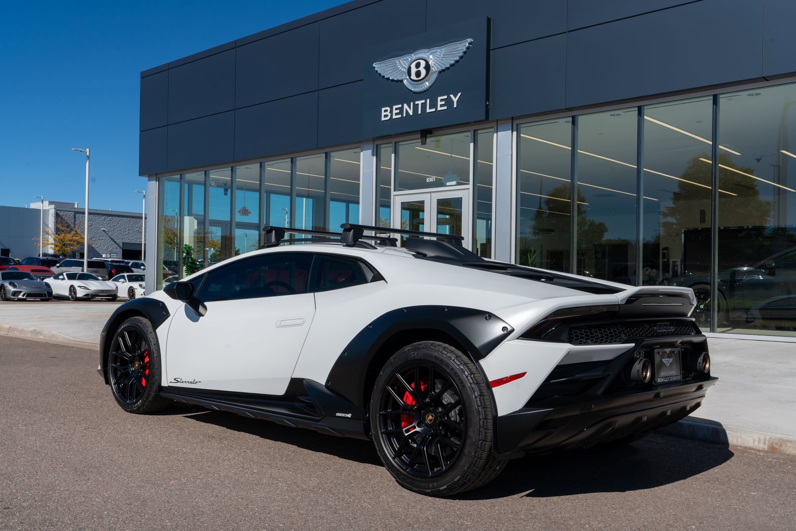 Used 2024 Lamborghini Huracan Sterrato image 14