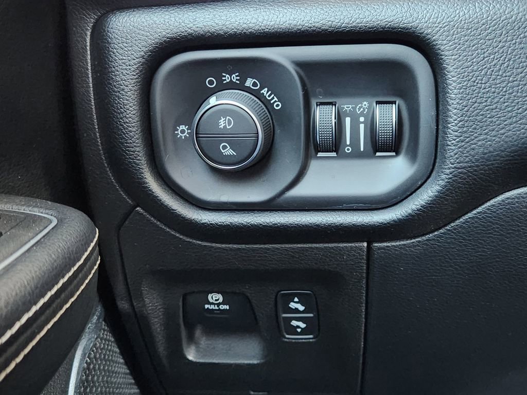 Used 2021 RAM 1500 Laramie image 23