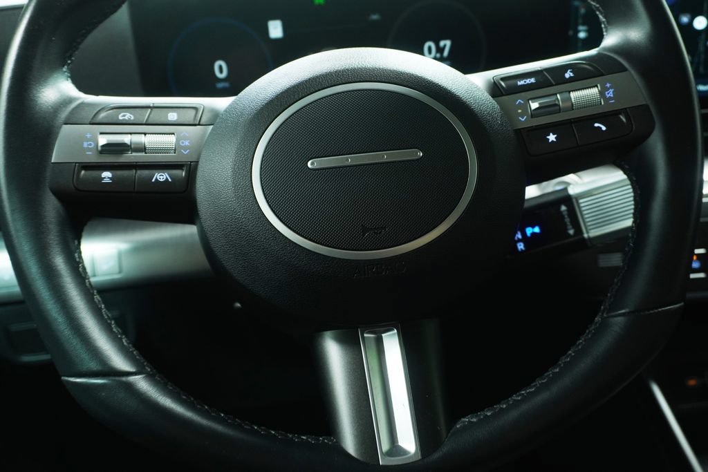 Used 2024 Hyundai Kona SEL w/ Convenience Package AWD/4WD image 17