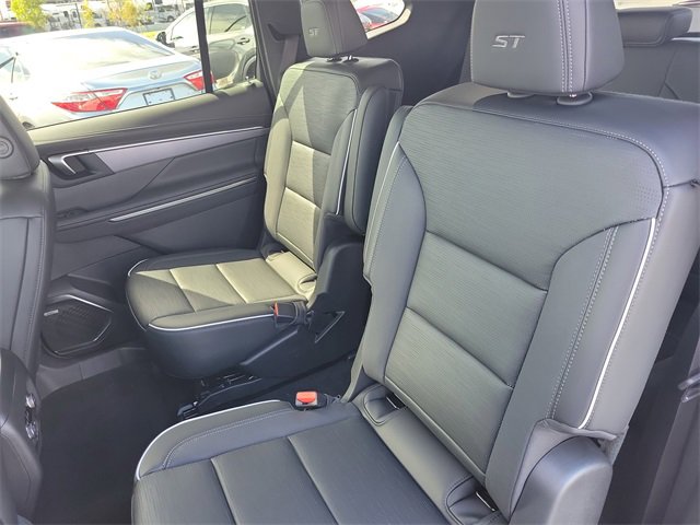 New 2026 Buick Enclave Sport Touring w/ Power Package image 9