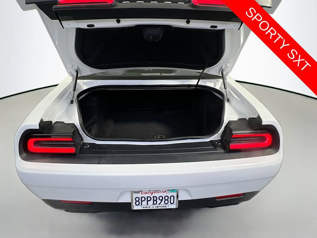 Used 2019 Dodge Challenger SXT RWD image 25