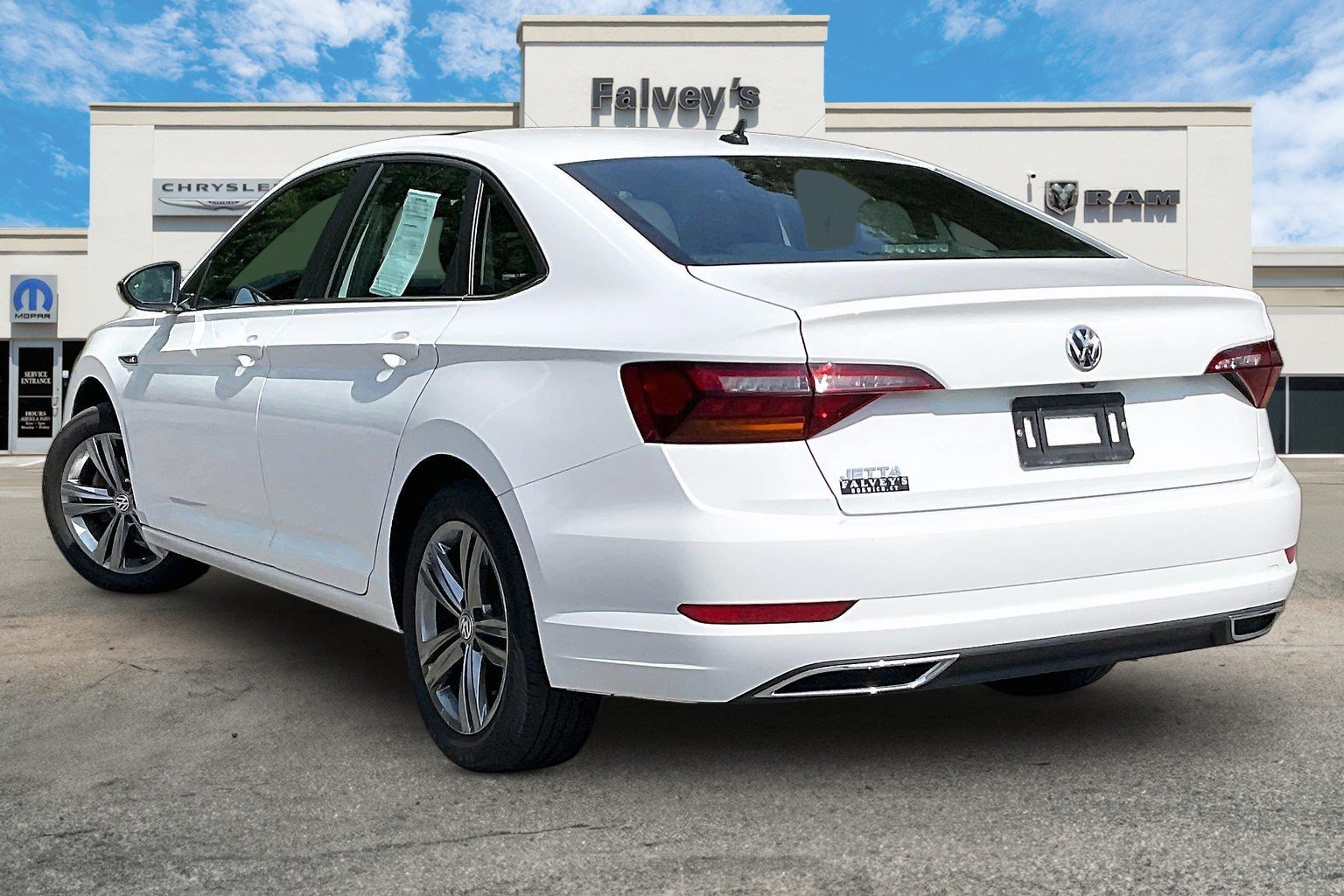 Used 2019 Volkswagen Jetta R-Line w/ R-Line Cold Weather Package FWD image 12